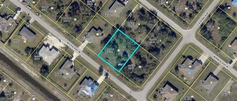 2024 Xelda Avenue N Lehigh Acres FL 33971