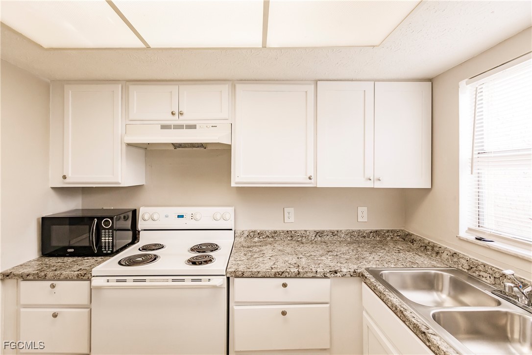 1123 SW 48th Terrace 103