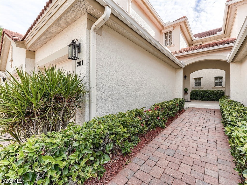 16125 Mount Abbey Way 201