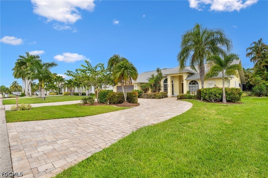 615 SW 56th Street