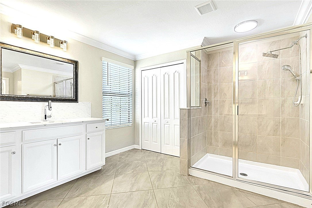 Fort Myers, Florida, 33913, United States, 5 Bedrooms Bedrooms, ,5 BathroomsBathrooms,Residential,Active,2026329