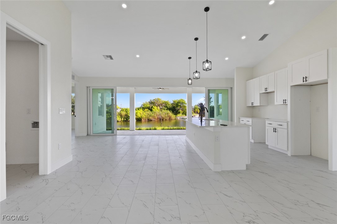 4306 NW 35th Street