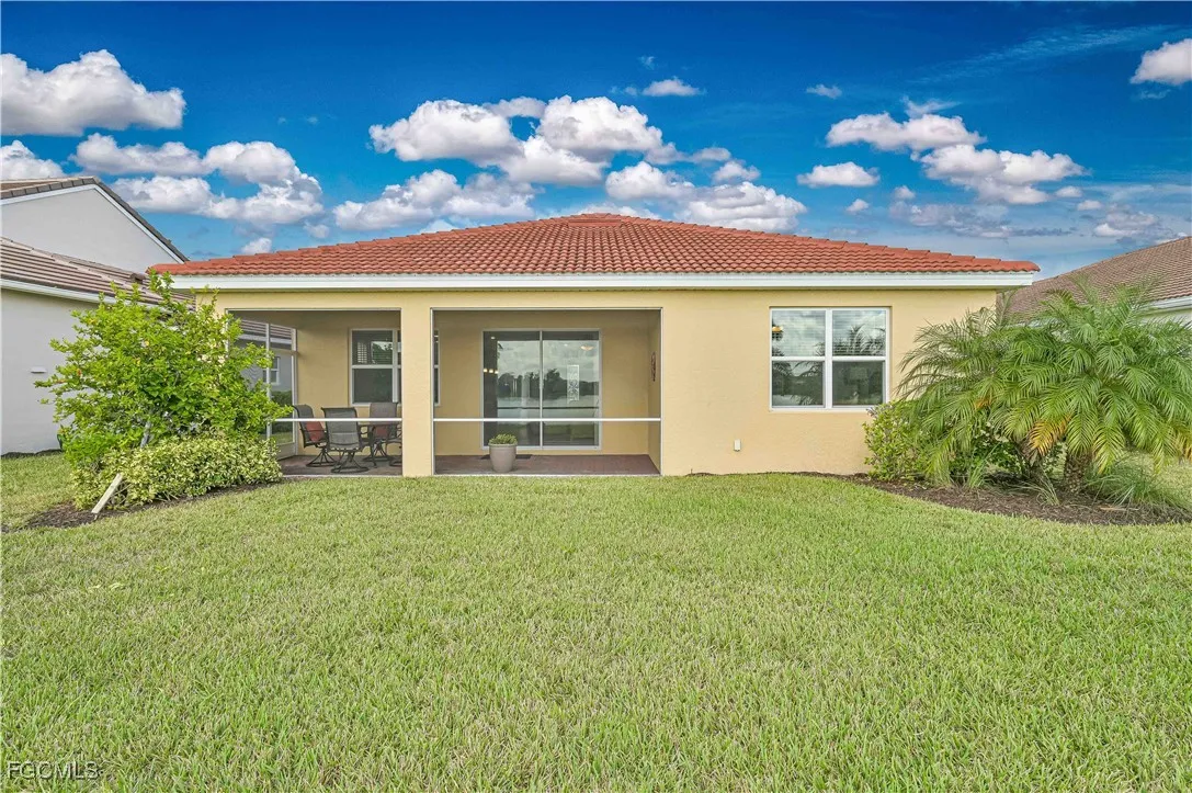 Alva, Florida 33920, United States, 4 Bedrooms Bedrooms, ,2 BathroomsBathrooms,Residential,Active,235817