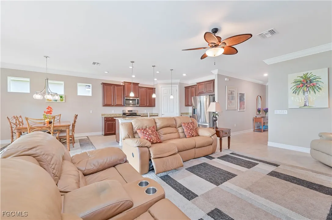 Alva, Florida 33920, United States, 4 Bedrooms Bedrooms, ,2 BathroomsBathrooms,Residential,Active,235817