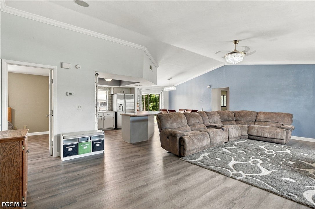 1138 SW 12th Terrace