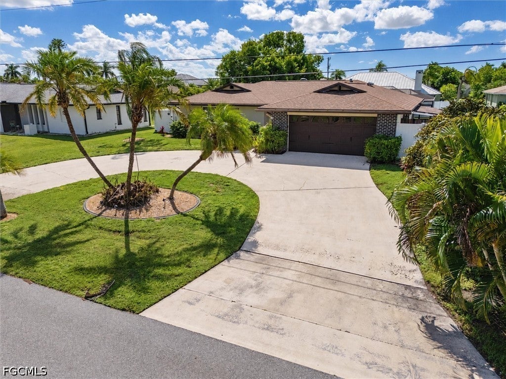 726 SW 51st Terrace