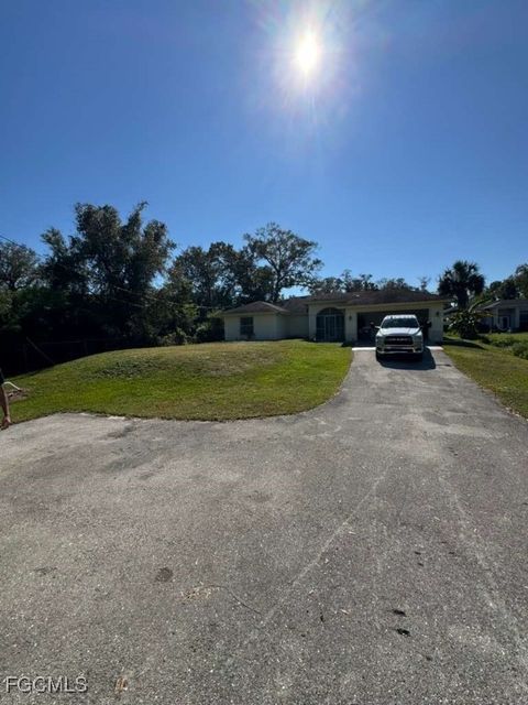 4090 32nd Avenue SE Naples FL 34117