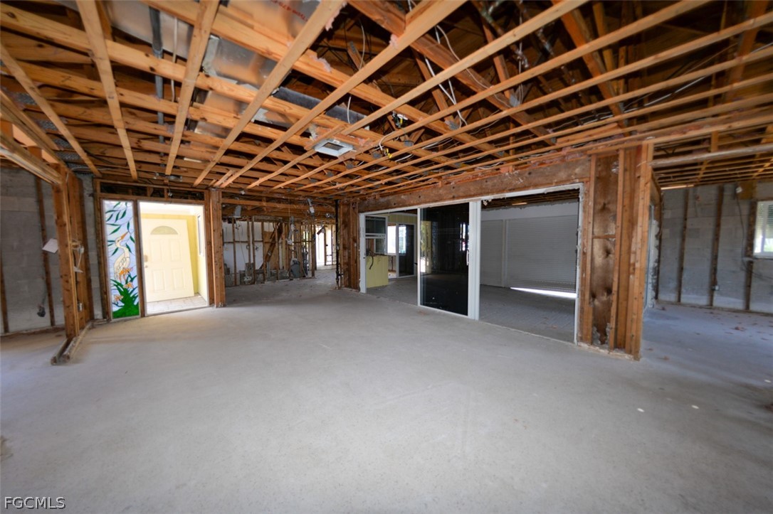 19 Sunview Boulevard