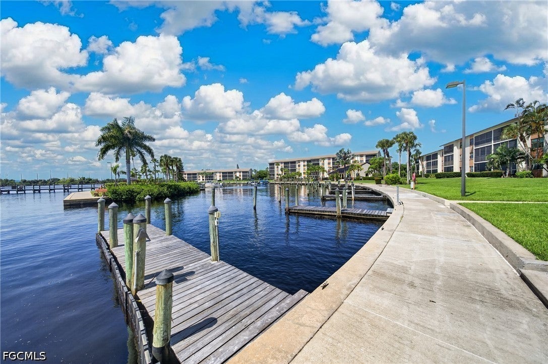 16200 Bay Pointe Boulevard 208