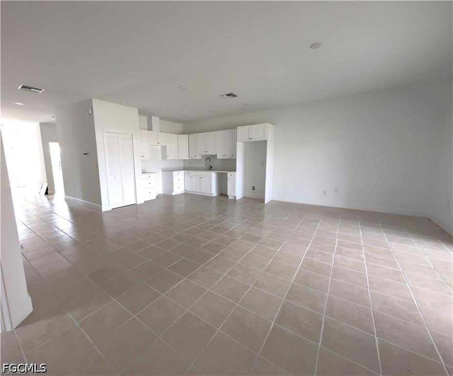 1103-1101 Harold Avenue S