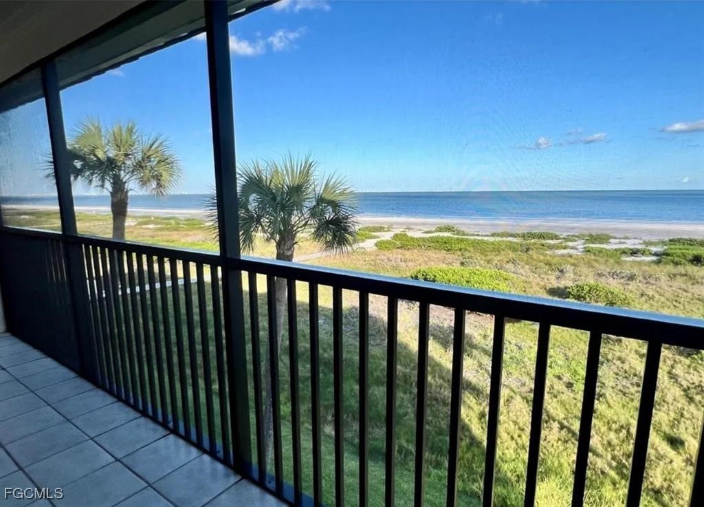 671 E Gulf Drive 1B3