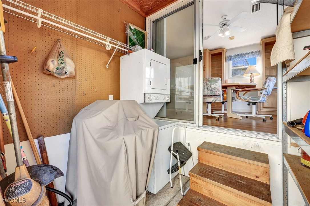 10827 Little Heron Circle