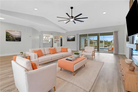 814 Victoria Drive Cape Coral FL 33904