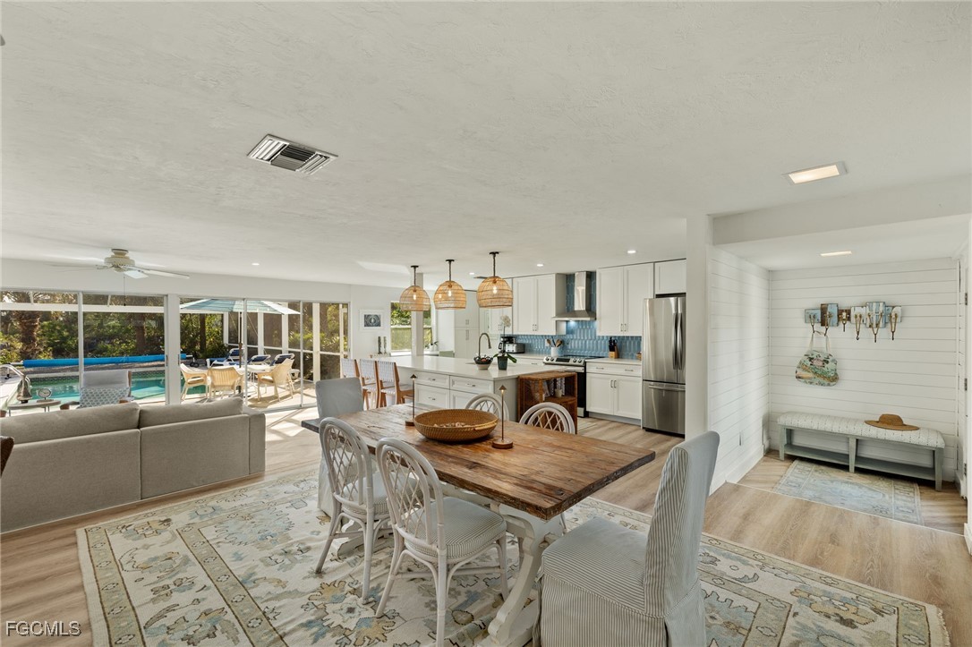 486 Lake Murex Circle