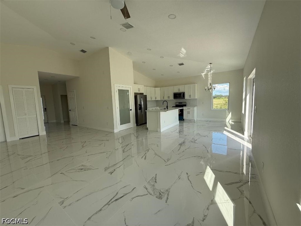 115 Lansing Circle