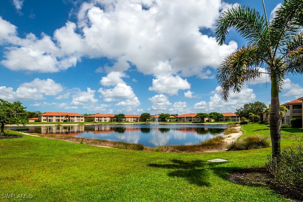 6900 Huntington Lakes Circle 102