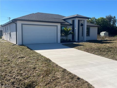 14070 Cedardale Street Fort Myers FL 33905