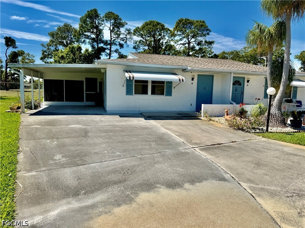4 Desert Ash Court