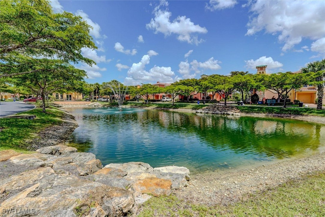 8681 Piazza Del Lago Circle 103