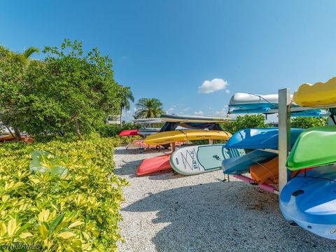 A home in MARCO ISLAND