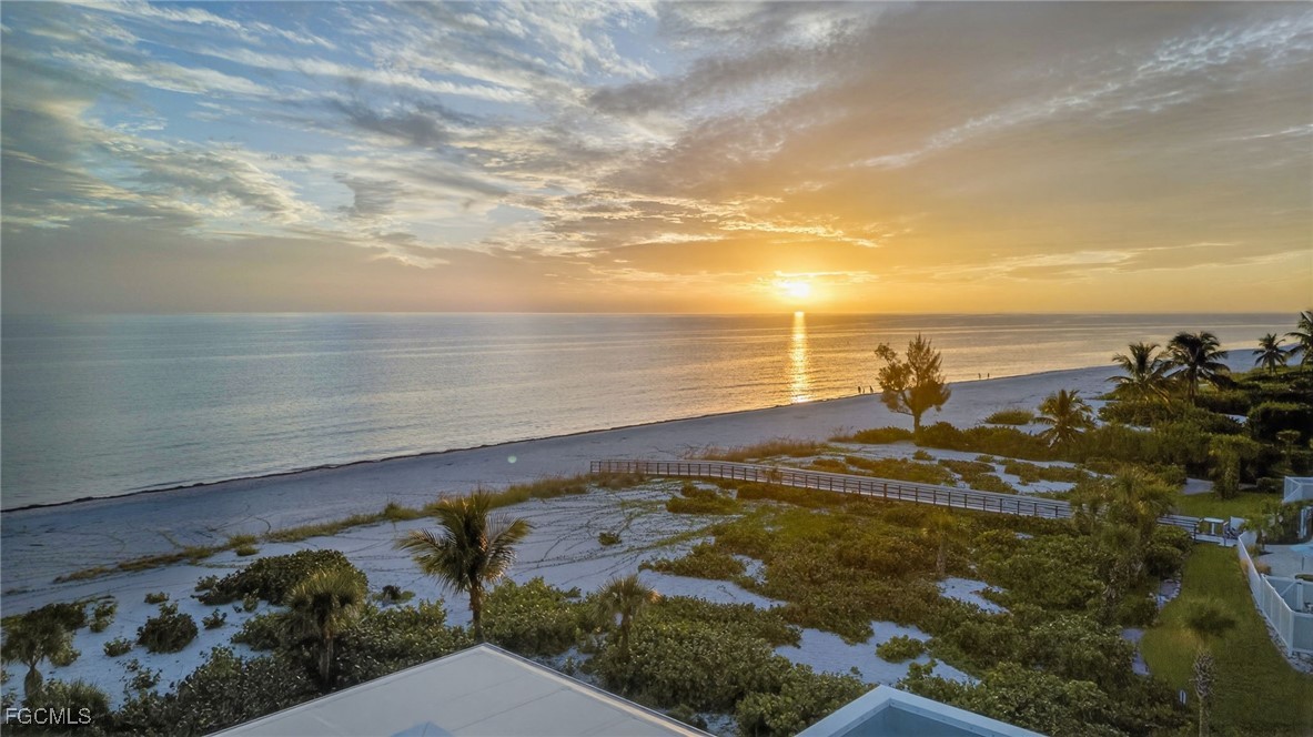 2929 W Gulf Drive 306