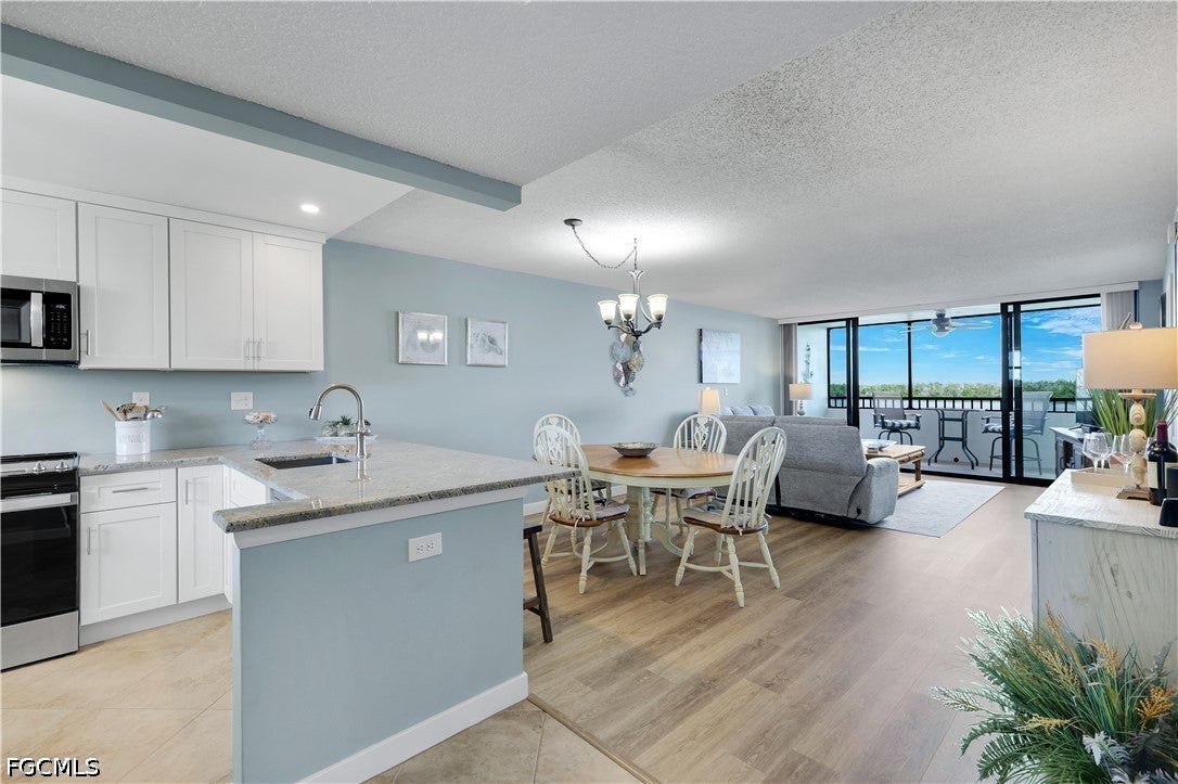 4223 Bay Beach Lane 2D