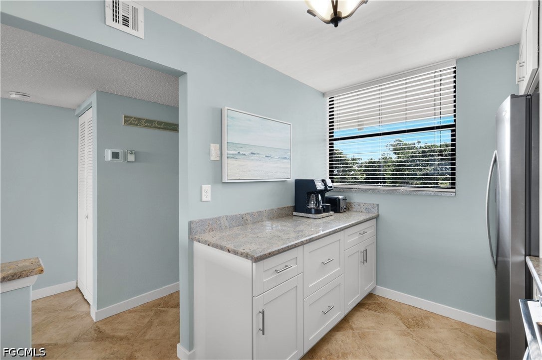 4223 Bay Beach Lane 2D