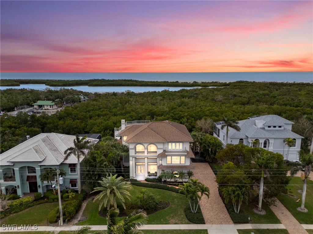 516 Spinnaker Drive