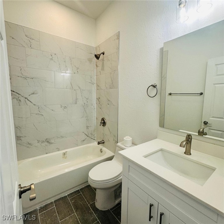 2708 SW 4th Terrace
