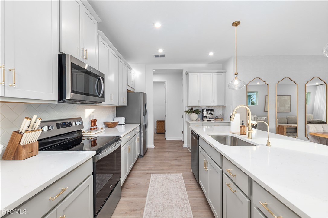 10313 Bonavie Cove Drive