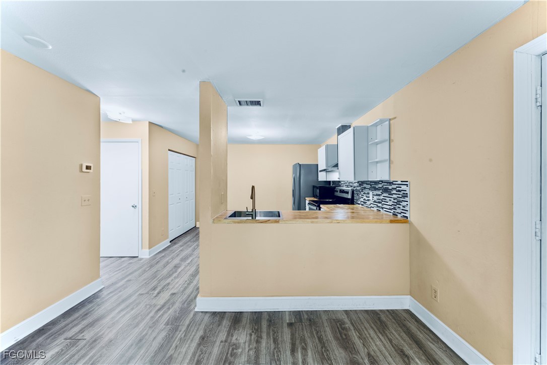 210 Charlotte Avenue