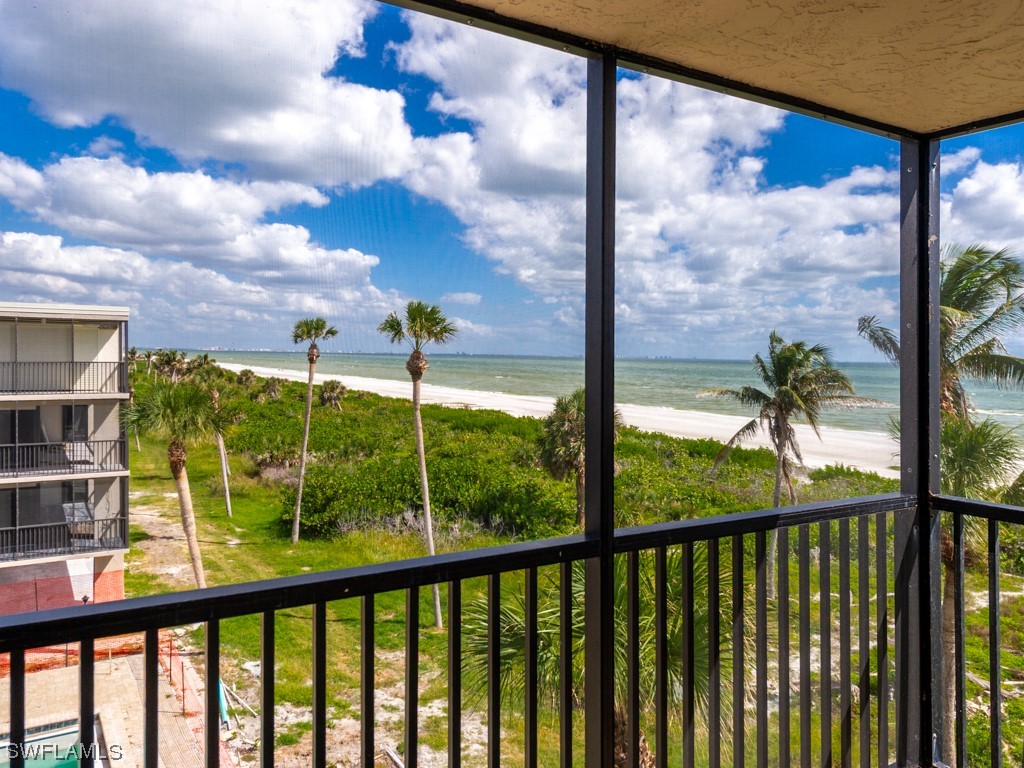 1401 Middle Gulf Drive L404