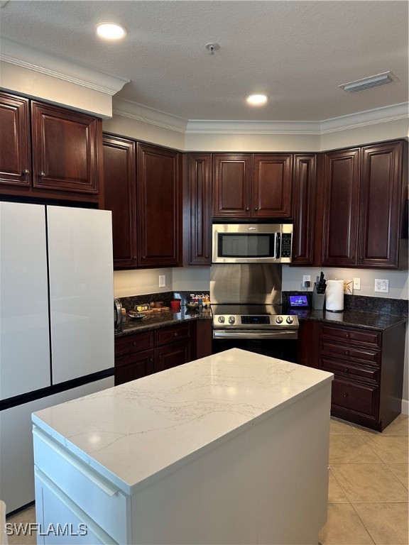 10390 Glastonbury Circle 102