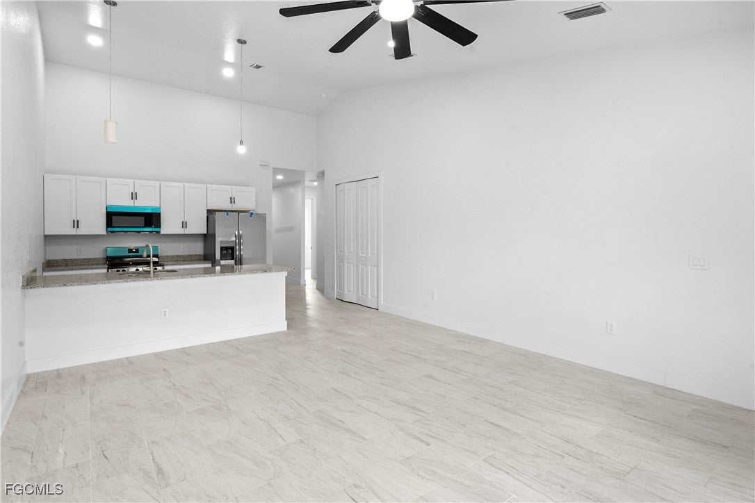 634 Knapp Street
