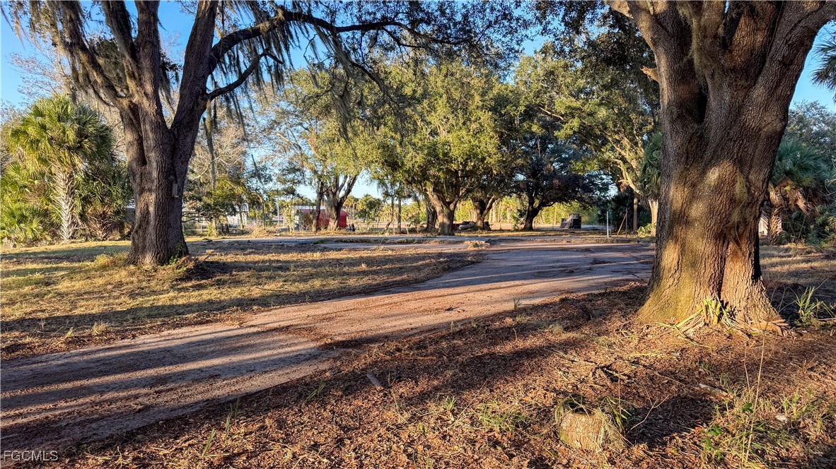 1053 Right Side Road