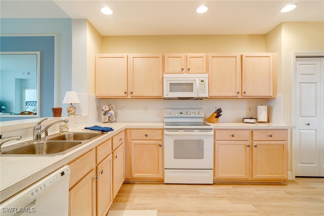 9190 Southmont Cove 306