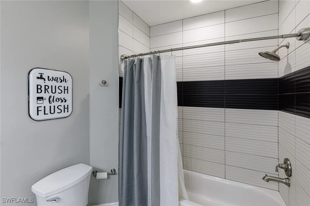 Naples, Florida 34110, United States, 2 Bedrooms Bedrooms, ,2 BathroomsBathrooms,Residential,Pending,138561