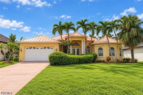 Photo of 4000 SW 27th Avenue, Cape Coral, FL 33914 (MLS # 2026039523)