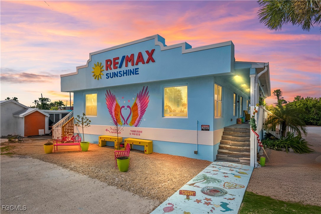 4574 Pine Island Road NW