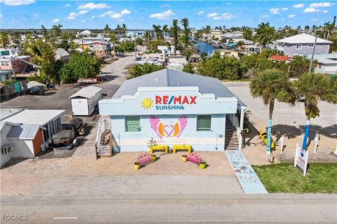 4574 Pine Island Road NW Matlacha FL 33993