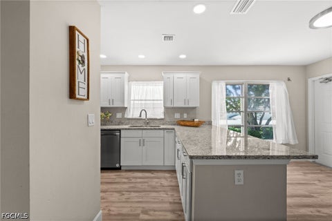 Tiny photo for 1345 SE 40th Terrace #2E, Cape Coral, FL 33904 (MLS # 2026039438)