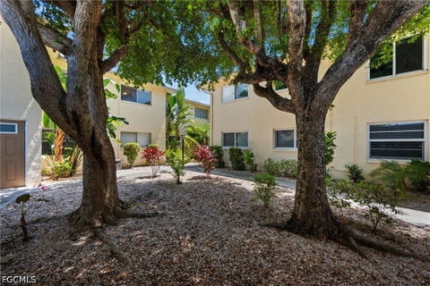 Tiny photo for 1345 SE 40th Terrace #2E, Cape Coral, FL 33904 (MLS # 2026039438)