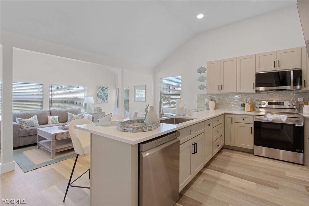 2633 Estero Boulevard