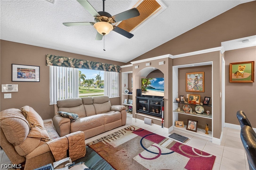 245 SW 46th Street