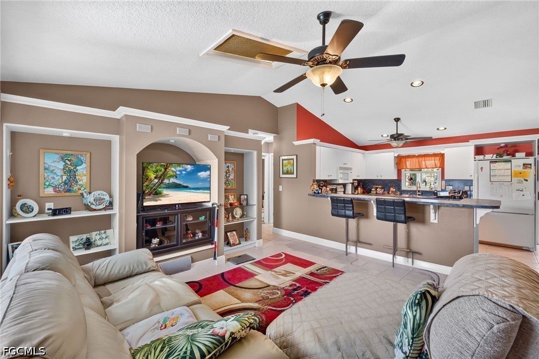 245 SW 46th Street