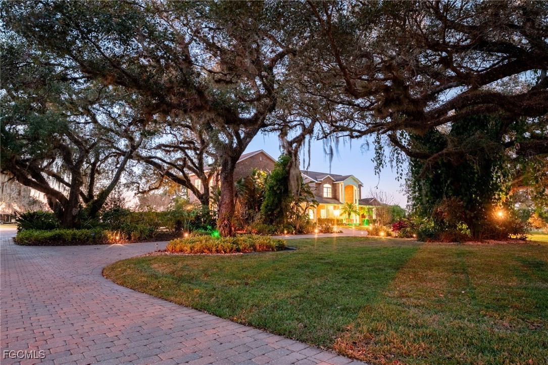 4013 Oak Haven Drive