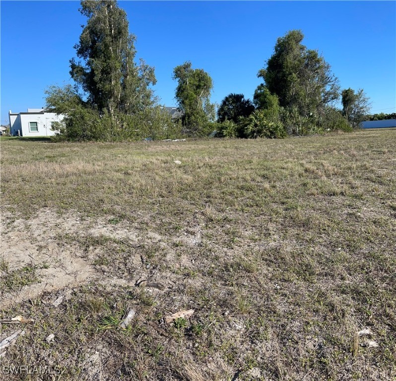 301 NW 16th Place