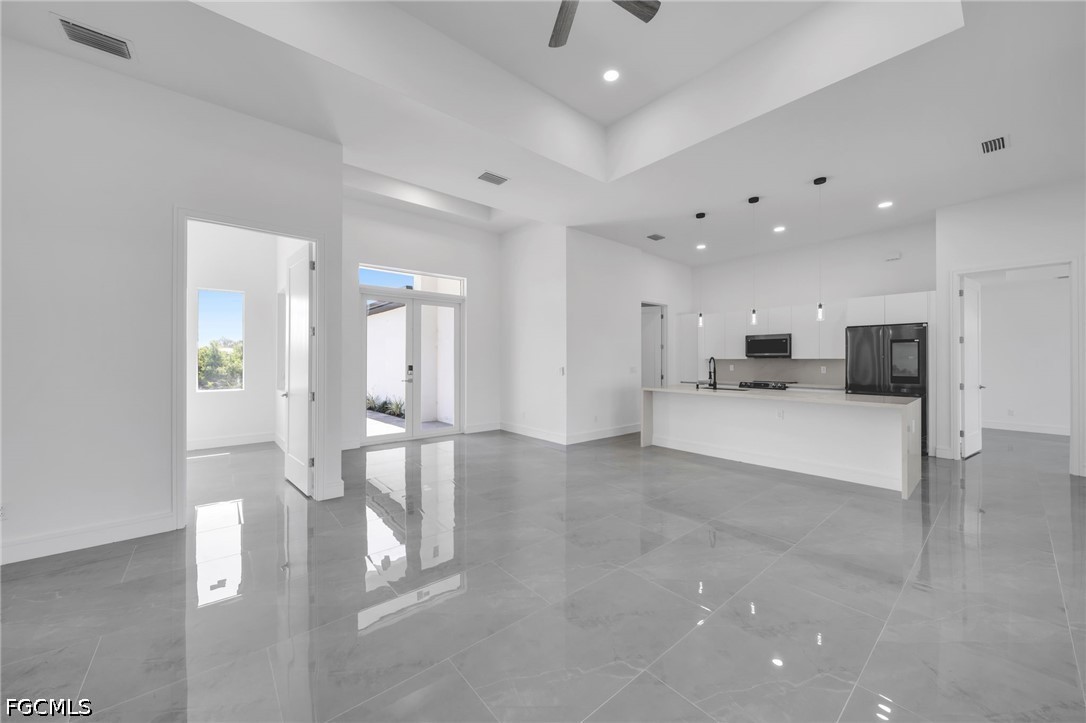 2720 NW 41st Avenue