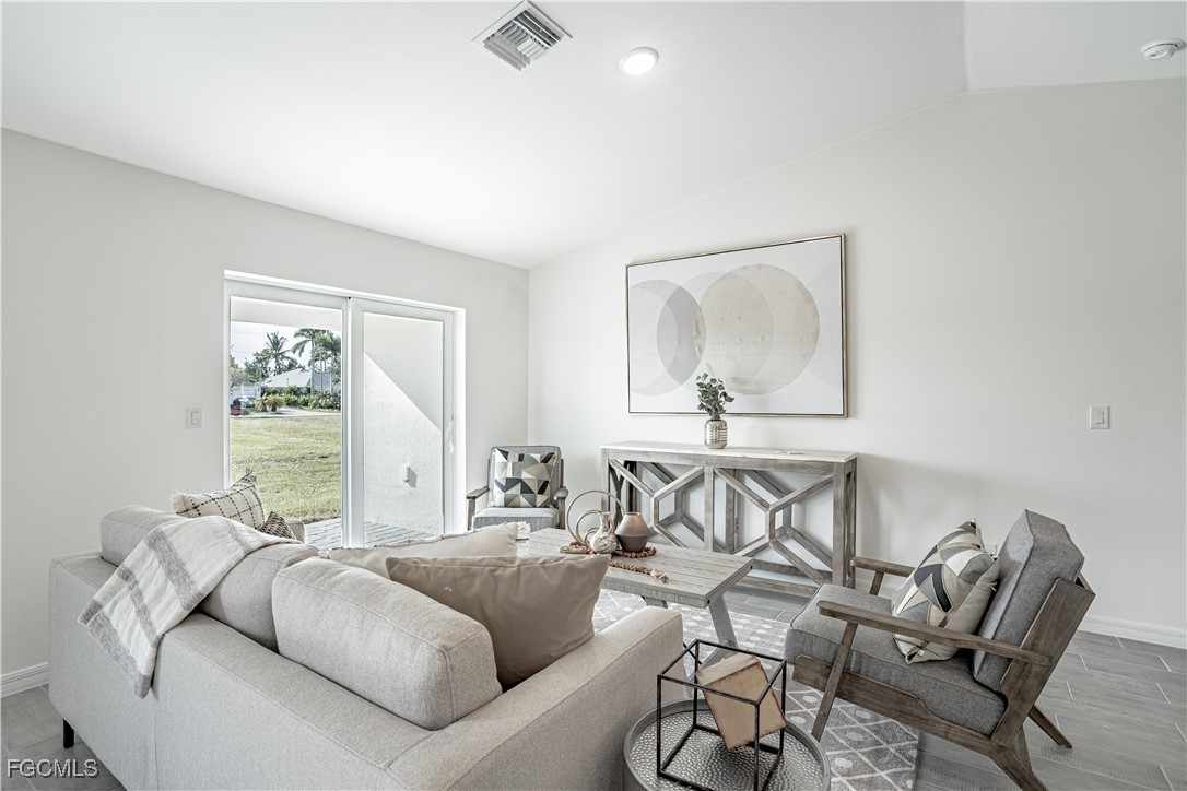 1615 NW 11th Terrace