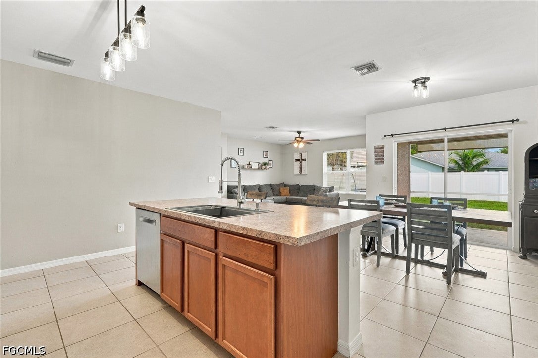 4317 SW 9th Place